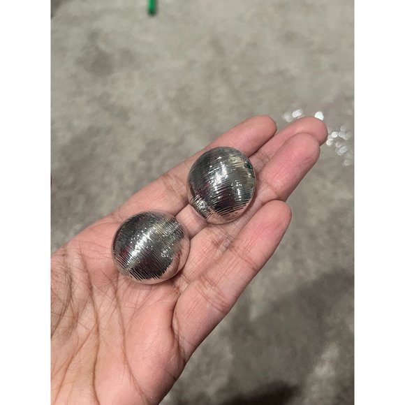 Big Silver stud earrings clip ons dome statement bold large round chunky shiny - Picture 5 of 8